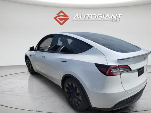 More photos of 2023 Tesla Model Y Performance at AutoGiant USA Fishers, IN