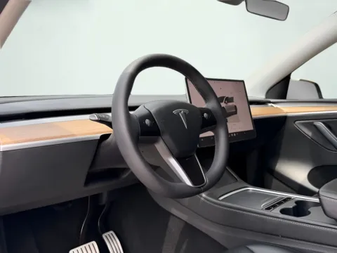 More photos of 2023 Tesla Model Y Performance at AutoGiant USA Fishers, IN