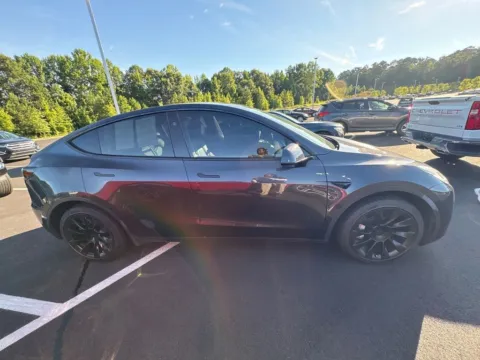 More photos of 2024 Tesla Model Y Long Range at AutoGiant USA Fishers, IN