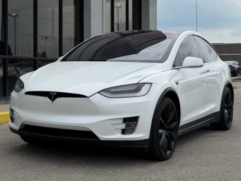 More photos of 2020 Tesla Model X Long Range at AutoGiant USA Fishers, IN