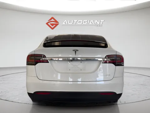 More photos of 2020 Tesla Model X Long Range at AutoGiant USA Fishers, IN