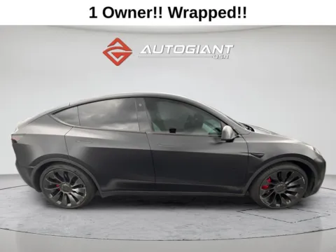 More photos of 2022 Tesla Model Y Performance at AutoGiant USA Fishers, IN