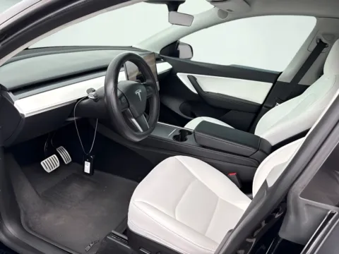 Photos of 2022 Tesla Model Y Performance for sale in Fishers, IN at AutoGiant USA Fishers