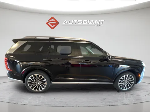 More photos of 2026 Hyundai Palisade Calligraphy at AutoGiant USA Fishers, IN