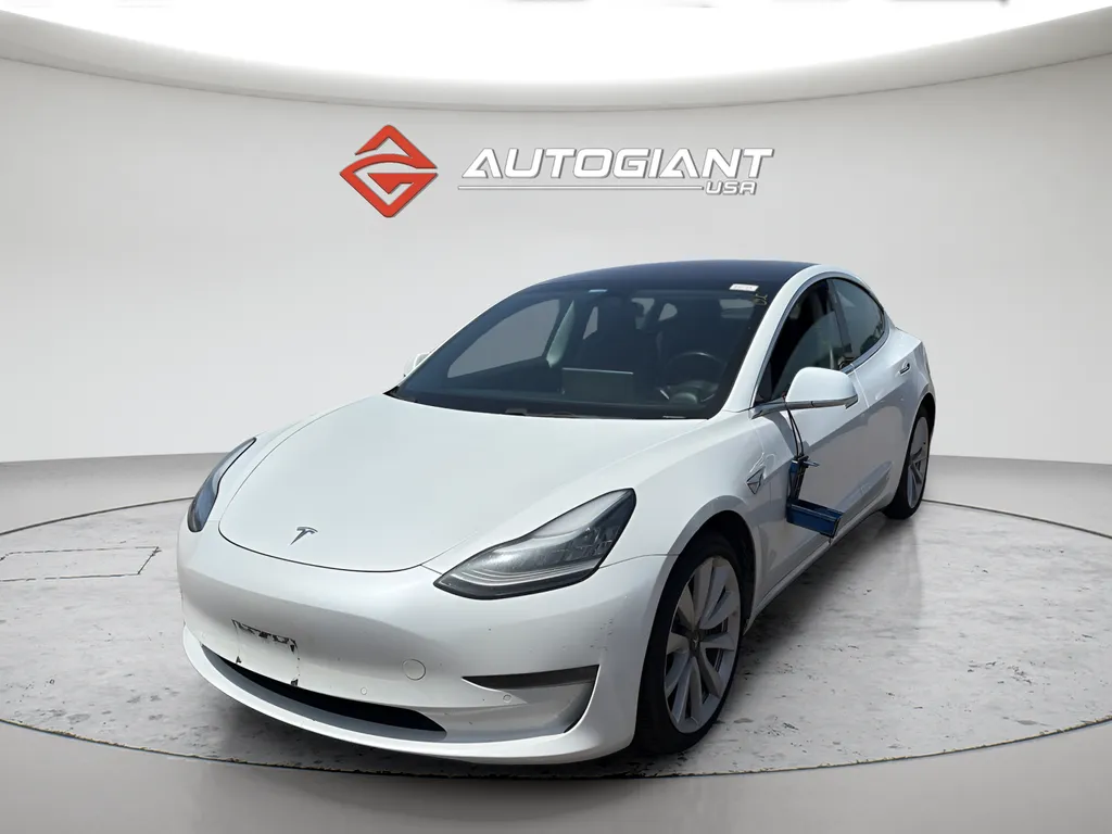 White 2019 Tesla Model 3 Mid Range for sale in Fishers, IN