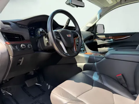 More photos of 2019 Cadillac Escalade Premium Luxury at AutoGiant USA Fishers, IN