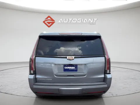More photos of 2019 Cadillac Escalade Premium Luxury at AutoGiant USA Fishers, IN