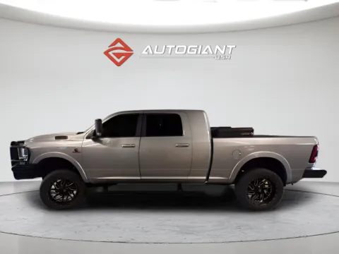 More photos of 2021 Ram 3500 Laramie at AutoGiant USA Fishers, IN