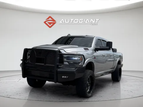 More photos of 2021 Ram 3500 Laramie at AutoGiant USA Fishers, IN