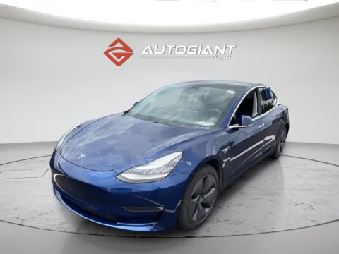 Blue 2020 Tesla Model 3 Standard Range Plus for sale in Fishers, IN
