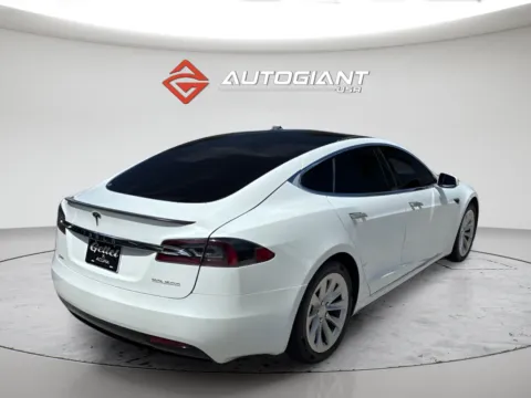 More photos of 2019 Tesla Model S Performance at AutoGiant USA Fishers, IN