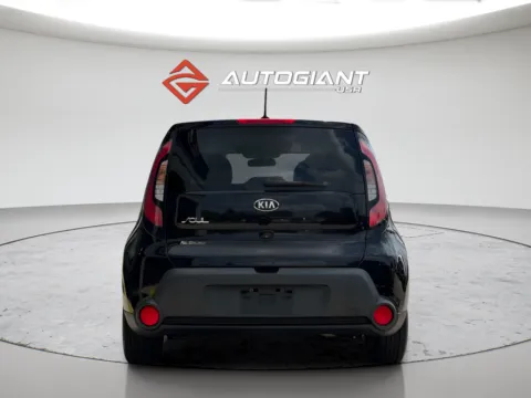 More photos of 2015 Kia Soul at AutoGiant USA Fishers, IN