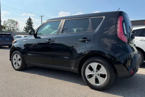 More photos of 2015 Kia Soul at AutoGiant USA Fishers, IN