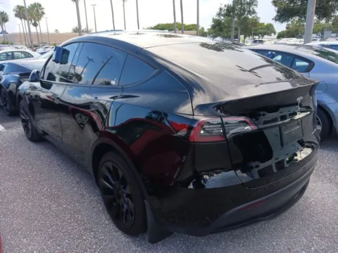 More photos of 2023 Tesla Model Y Long Range at AutoGiant USA Fishers, IN
