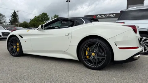 More photos of 2015 Ferrari California T at AutoGiant USA Fishers, IN