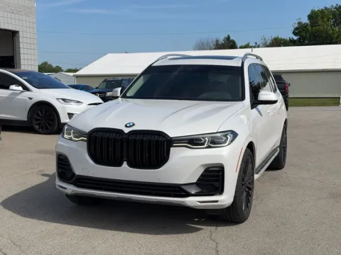 White 2019 BMW X7 xDrive40i for sale in Fishers, IN