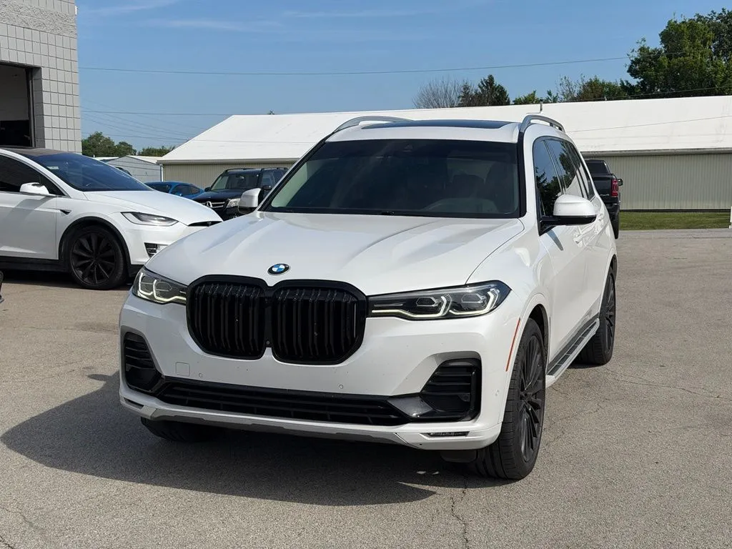 White 2019 BMW X7 xDrive40i for sale in Fishers, IN