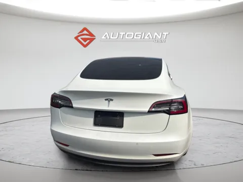 More photos of 2019 Tesla Model 3 Long Range at AutoGiant USA Fishers, IN