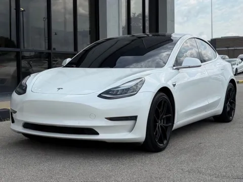 More photos of 2019 Tesla Model 3 Long Range at AutoGiant USA Fishers, IN