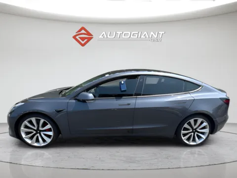 More photos of 2019 Tesla Model 3 Long Range at AutoGiant USA Fishers, IN
