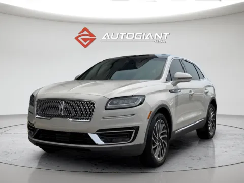 More photos of 2020 Lincoln Nautilus Reserve at AutoGiant USA Fishers, IN