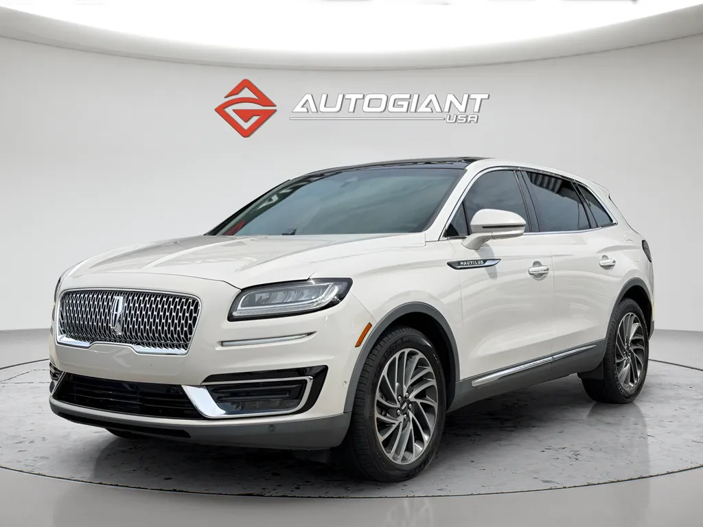 White 2020 Lincoln Nautilus Reserve for sale in Fishers, IN