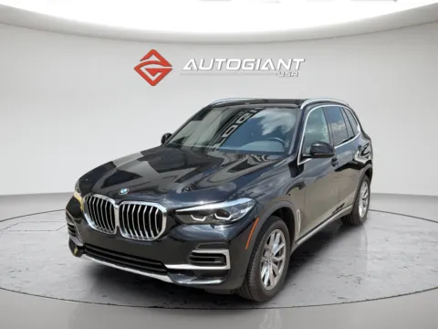 Black 2022 BMW X5 xDrive40i for sale in Fishers, IN