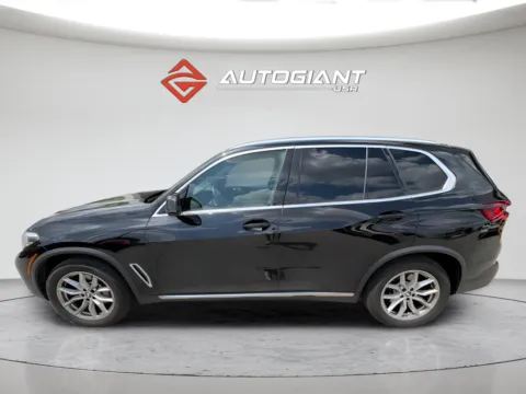 Another view of 2022 BMW X5 xDrive40i for sale in Fishers, IN at AutoGiant USA Fishers