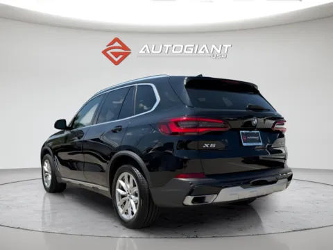 More photos of 2022 BMW X5 xDrive40i at AutoGiant USA Fishers, IN