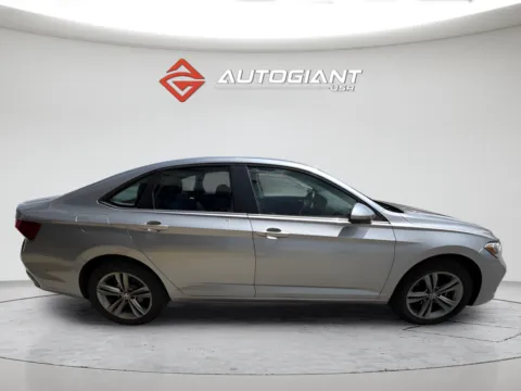 More photos of 2022 Volkswagen Jetta 1.5T SE at AutoGiant USA Fishers, IN