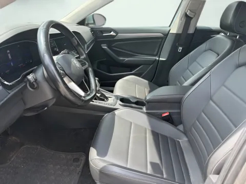 Photos of 2022 Volkswagen Jetta 1.5T SE for sale in Fishers, IN at AutoGiant USA Fishers