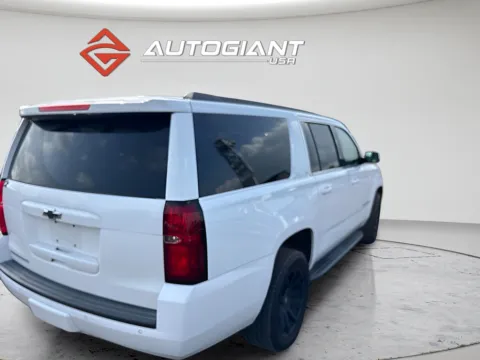 More photos of 2018 Chevrolet Suburban LT at AutoGiant USA Fishers, IN