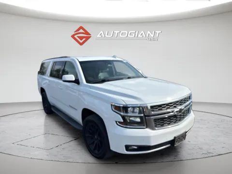 White 2018 Chevrolet Suburban LT for sale in Fishers, IN
