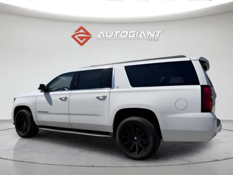 More photos of 2018 Chevrolet Suburban LT at AutoGiant USA Fishers, IN