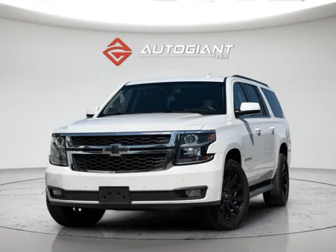 White 2018 Chevrolet Suburban LT for sale in Fishers, IN