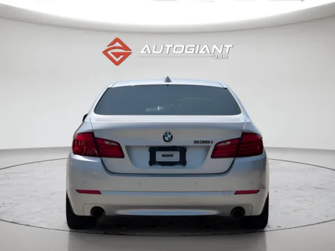 More photos of 2012 BMW 5 Series 535i xDrive at AutoGiant USA Fishers, IN
