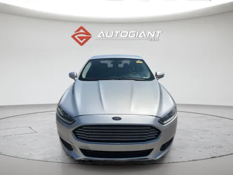 More photos of 2013 Ford Fusion SE at AutoGiant USA Fishers, IN