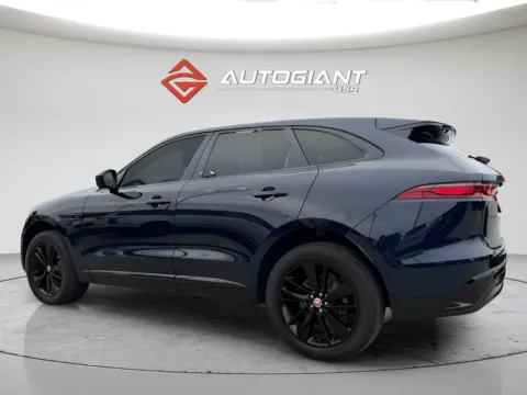 More photos of 2021 Jaguar F-PACE P250 S at AutoGiant USA Fishers, IN