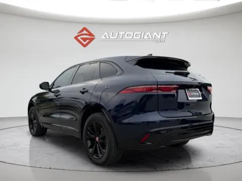More photos of 2021 Jaguar F-PACE P250 S at AutoGiant USA Fishers, IN