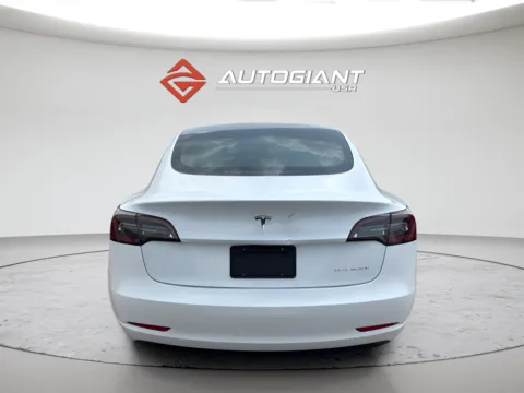 More photos of 2020 Tesla Model 3 Long Range at AutoGiant USA Fishers, IN