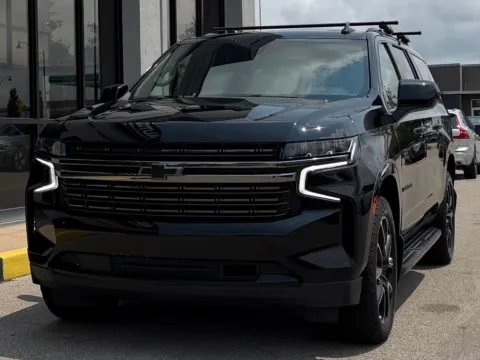 More photos of 2021 Chevrolet Suburban RST at AutoGiant USA Fishers, IN