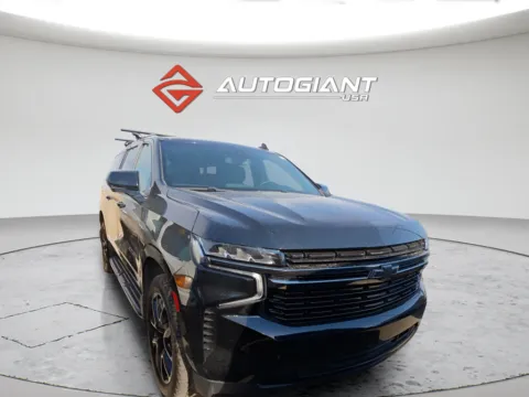 More photos of 2021 Chevrolet Suburban RST at AutoGiant USA Fishers, IN