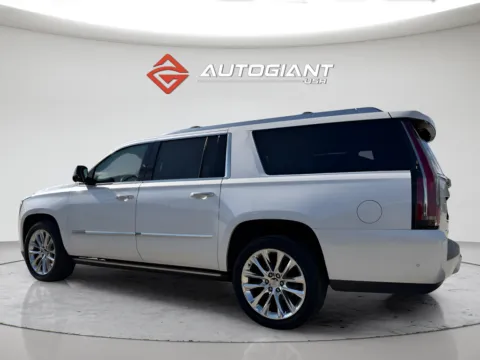 More photos of 2019 Cadillac Escalade ESV Premium at AutoGiant USA Fishers, IN