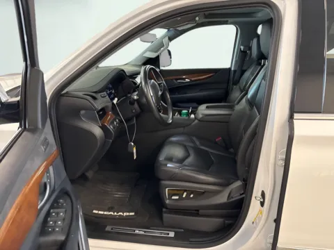 Photos of 2019 Cadillac Escalade ESV Premium for sale in Fishers, IN at AutoGiant USA Fishers