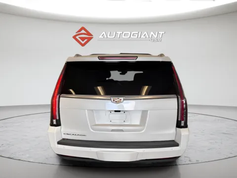 More photos of 2019 Cadillac Escalade ESV Premium at AutoGiant USA Fishers, IN