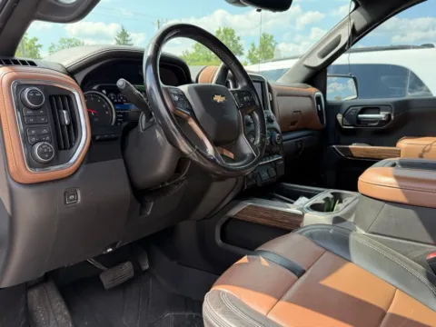 Photos of 2020 Chevrolet Silverado 1500 High Country for sale in Fishers, IN at AutoGiant USA Fishers