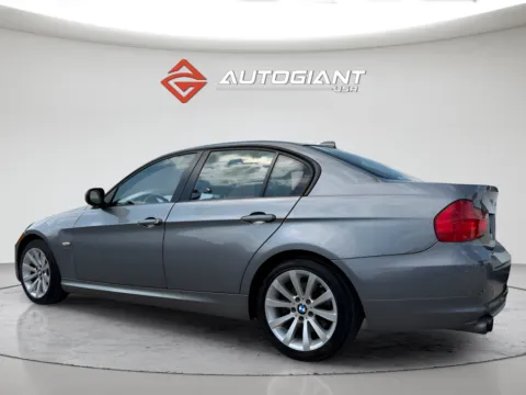 More photos of 2011 BMW 3 Series 328i xDrive at AutoGiant USA Fishers, IN