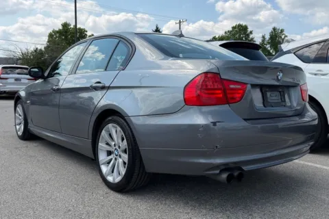 More photos of 2011 BMW 3 Series 328i xDrive at AutoGiant USA Fishers, IN