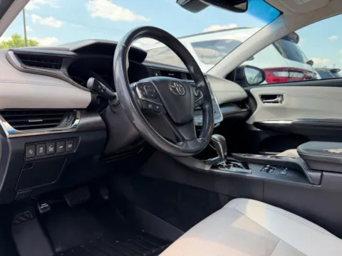 Photos of 2018 Toyota Avalon Hybrid Limited for sale in Fishers, IN at AutoGiant USA Fishers