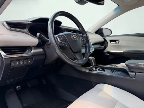Photos of 2018 Toyota Avalon Hybrid Limited for sale in Fishers, IN at AutoGiant USA Fishers